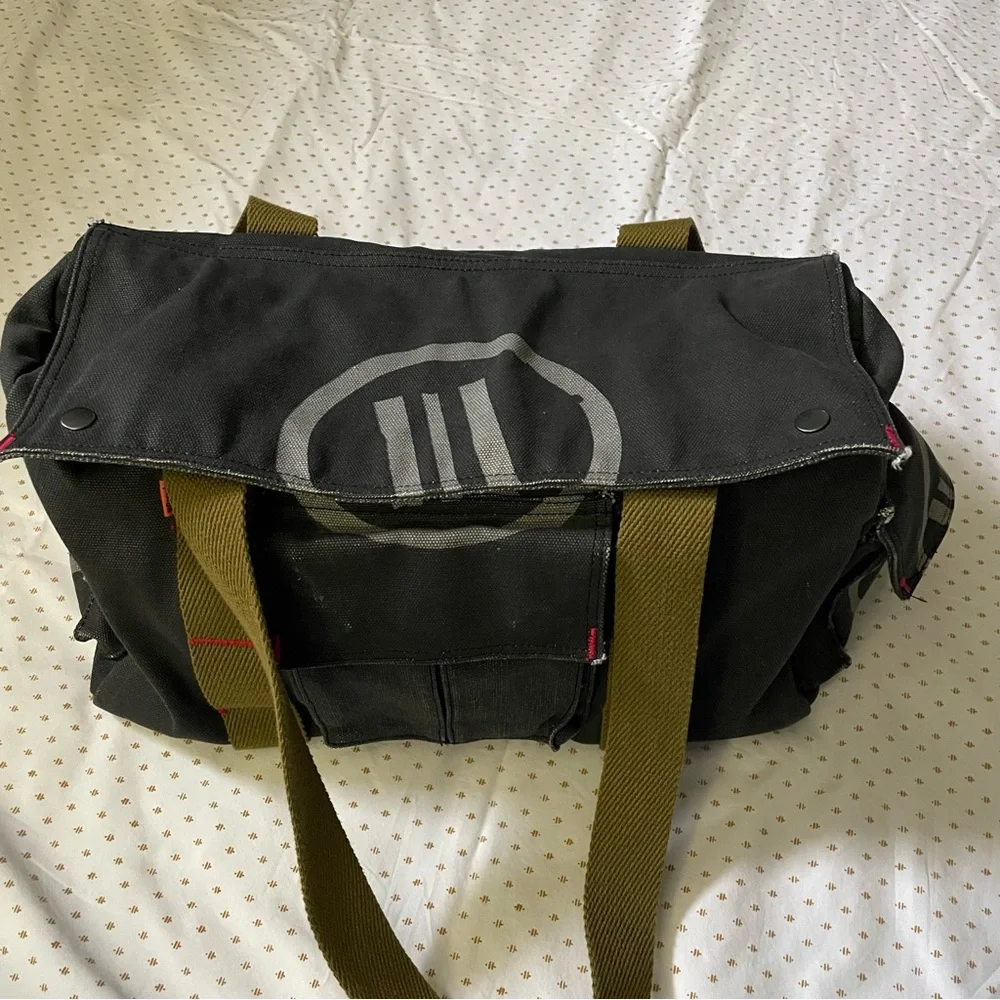 III Parcel NYC Mini Weekend Duffel - Picture 6 of 11